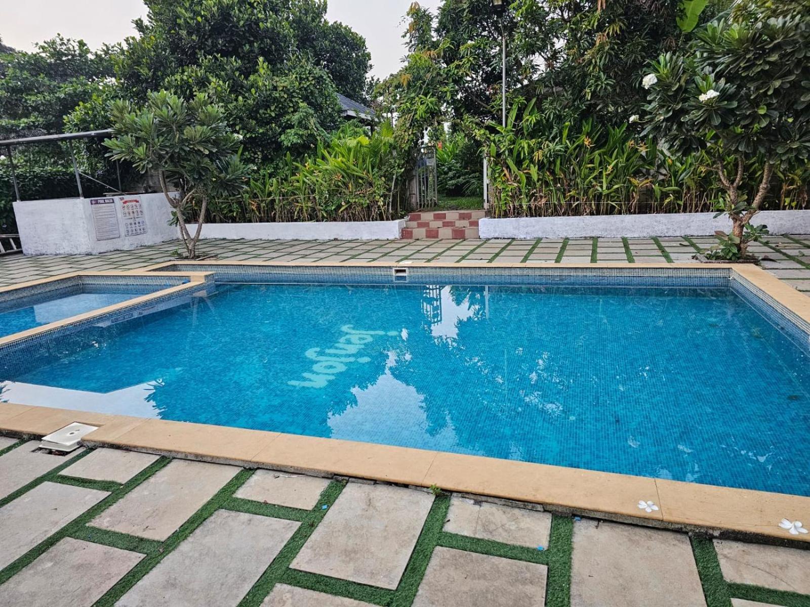 Jenjon Best Retreat Chalets At Sparsh Karjat Resort With Optional Swimming Pool Bagian luar foto